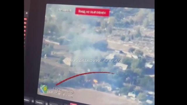 ⚡️СВО 18+ Уничтожение танка FPV-дроном «УПЫРЬ» смотреть онлайн
