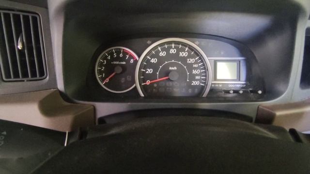 Arti lampu indikator bulat warna merah 🔴 selalu berkedip pada mobil Calya Sigra Avanza Xenia Rush смотреть онлайн