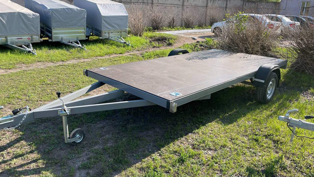 Прицеп платформа 1,9х4,0 метра под фургон.