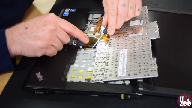 How To Tutorial - Lenovo T410 Keyboard Replacement смотреть онлайн