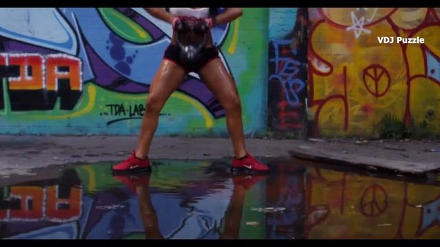 Gigi D'Agostino - Bla Bla Bla (Radiology Remix) clip 2К19 ★VDJ Puzzle★ смотреть онлайн