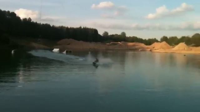 Erik Nilsson Wakeskate Kickflip смотреть онлайн