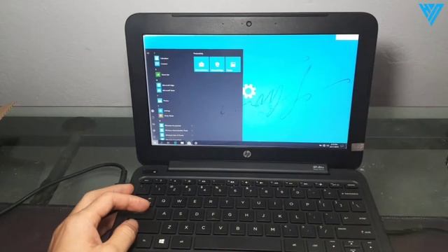 Hướng dẫn cài hệ điều hành trên máy laptop HP 11-F1008 TU bị cháy IC nguồn (76) смотреть онлайн