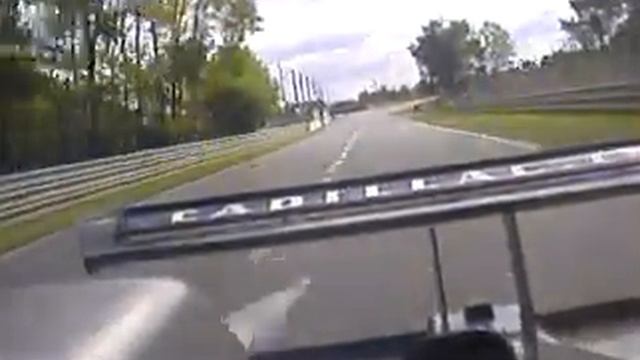 24 Hours of Le Mans 2002 - Cadillac LMP 02 Rearview Onboard (8) смотреть онлайн