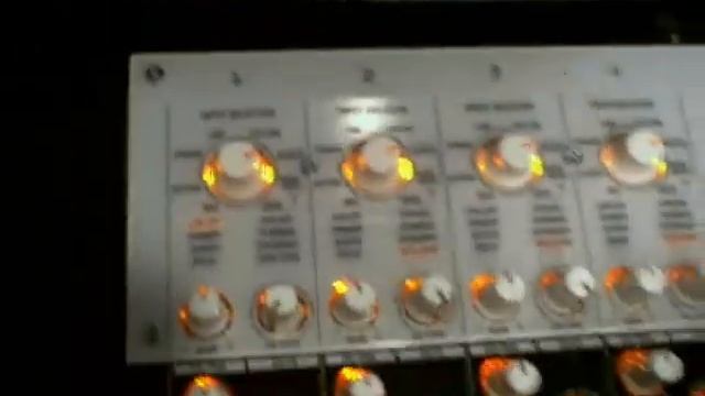 Traktor Scratch Pro v1.0.2 and Korg Zero4 смотреть онлайн
