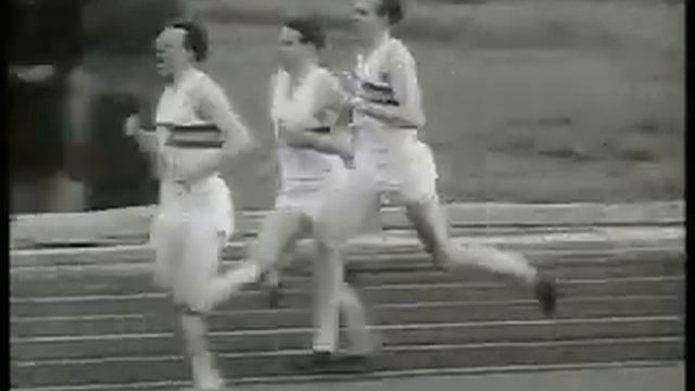 the four minute mile смотреть онлайн