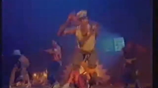 Malcolm McLaren - Zulus on a Time Bomb смотреть онлайн