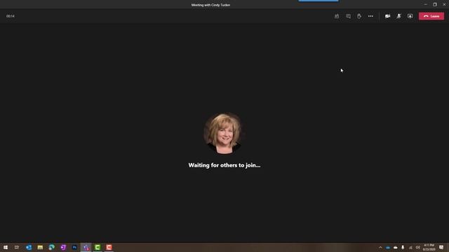 Updating Microsoft Teams смотреть онлайн