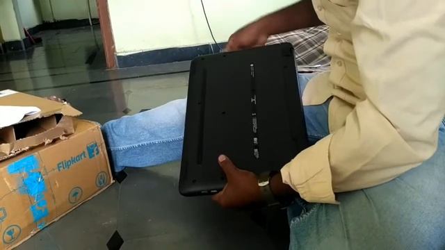 Unboxing hp laptop 15-bg004AU AMD-A8 смотреть онлайн
