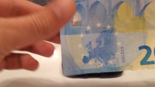 Fingerprintsensor Security Mechanism Bypass Banknote Hologram - iOS, Android, Lenovo & Synaptics смотреть онлайн
