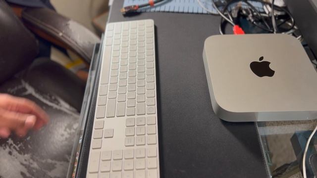 Mac Mini M1 Makes Sense смотреть онлайн