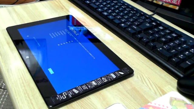 タブレットPC開封part1　ASUS　TF５００Ｔ　（生放送） смотреть онлайн