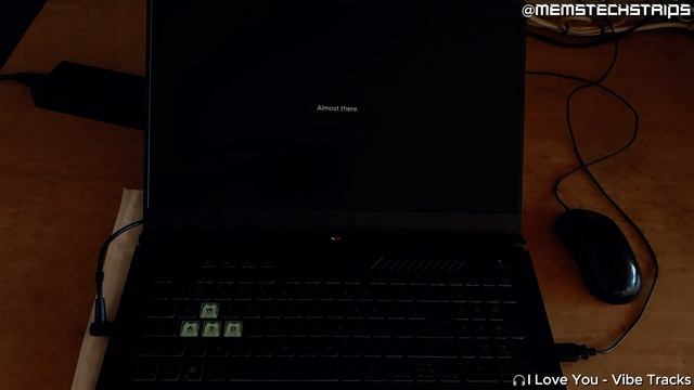 ASUS TUF F17 FX707Z Gaming Laptop Unboxing