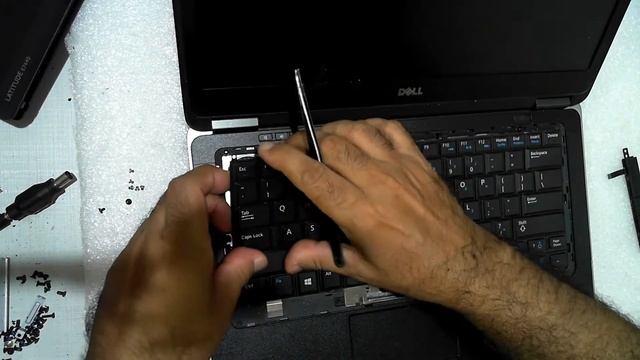 HOW TO CHANGE KEYBOARD IN DELL LATITUDE E7440 смотреть онлайн
