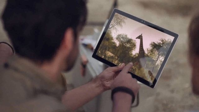 Microsoft’s New Windows 10 Devices NYK Event смотреть онлайн