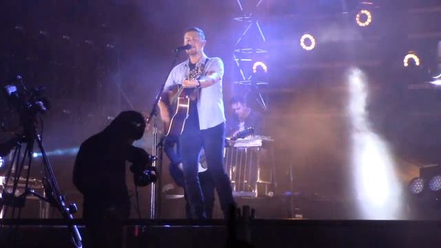 "It Matters To Her" - new Scotty McCreery song - Ventura, CA 7-30-2021 LIVE смотреть онлайн