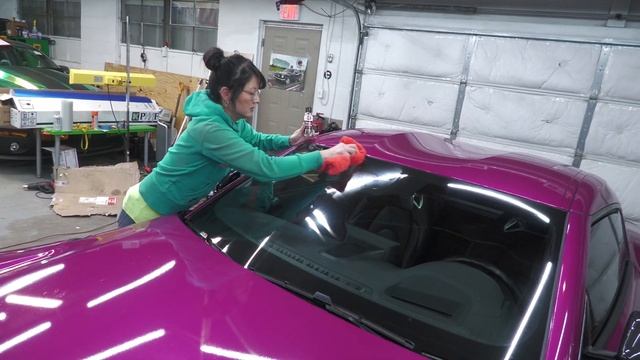 Ultimate Windshield Treatment Both Inside and Outside Adams- Glass Sealant and Anti-Fog смотреть онлайн