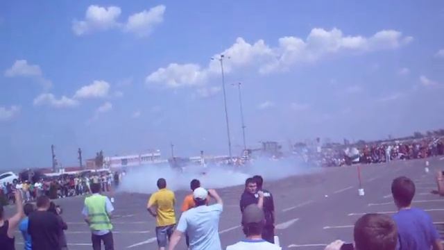 Dodge Viper Burnout (first shots) смотреть онлайн