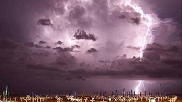 "Thunder" by Francis смотреть онлайн