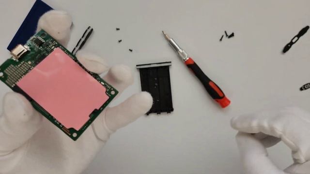 Samsung Portable SSD T7 Shield Teardown смотреть онлайн