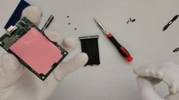Samsung Portable SSD T7 Shield Teardown