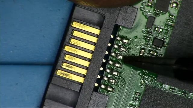 SSD not detecting Samsung 870 QVO 2TB Repair смотреть онлайн