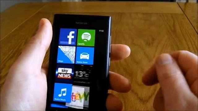 Nokia Lumia 800 Review - Cheap windows 7 mobile смотреть онлайн