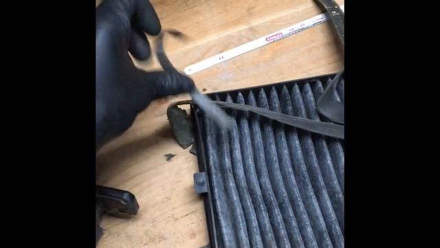 How to change the pollen filters on a Bentley Arnage смотреть онлайн