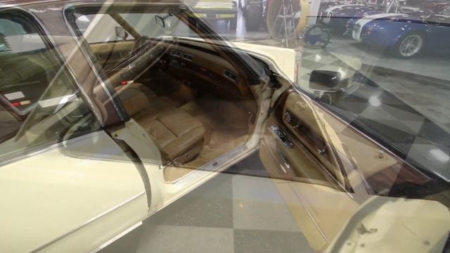 4493 CHA 1976 Cadillac Fleetwood Brougham смотреть онлайн