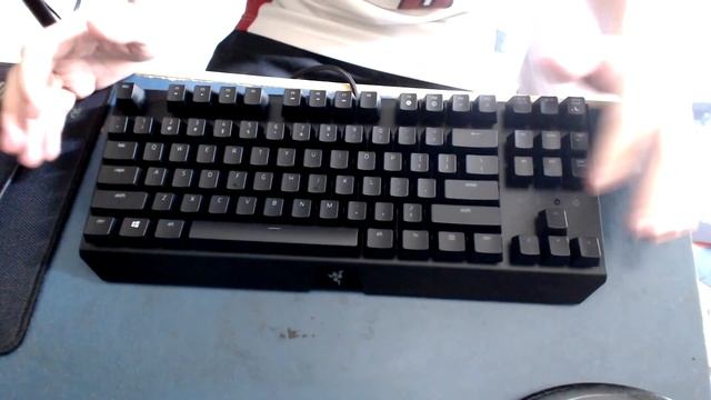 Unboxing - Meu novo teclado Razer Blackwidow x Tornament Edition Chroma смотреть онлайн
