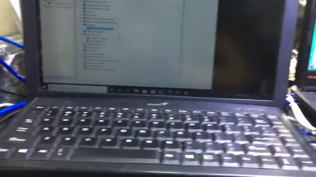 How To Adjust Screen Brightness In Windows 10 смотреть онлайн