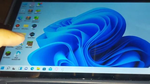 วิธีแปลงมือถือ android,แท็บเล็ต android,iphone,ipad เป็น windows tablet พร้อม touchscreen ได้ смотреть онлайн