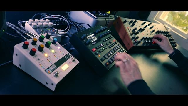 This Is What 1000+ Hours With Syntakt L👀ks Like! Lo-fi Deep House Live Session смотреть онлайн