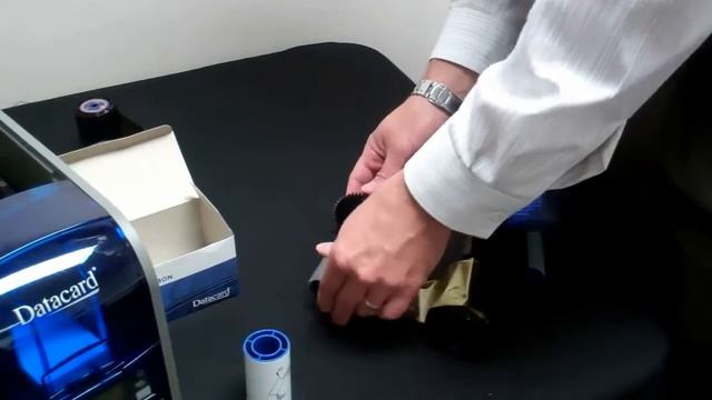 SD260 Datacard Printer How to change the Ribbon смотреть онлайн
