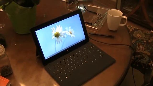 Microsoft Surface Pro Review - Short, Quick and too the point! смотреть онлайн