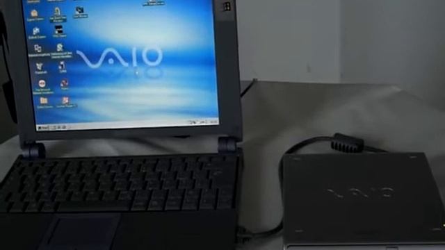 Sony Vaio CD rom in Windows 98 смотреть онлайн