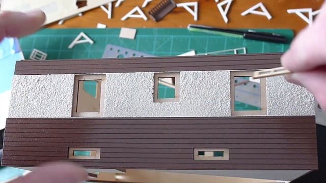 Easy method - Scale model house adding windows and doors смотреть онлайн