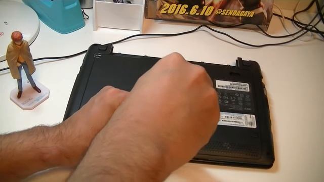 【マッキー本田、メモリ換装に挑戦】ヤフオクで買ったACER Aspire One 722　2GB→8GB смотреть онлайн