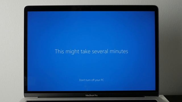 How to install Windows 10 on a Mac using Boot Camp Assistant смотреть онлайн