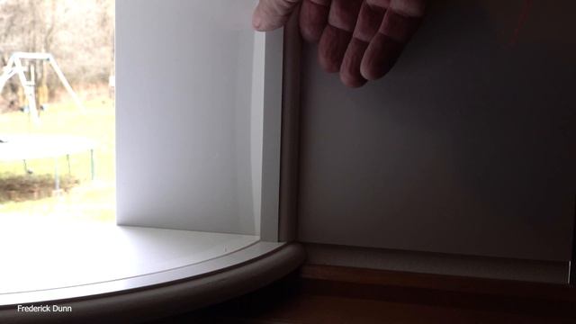 Inside Window Bird Feeder by hiBirdie, Assembly and complete Review, wild birds INSIDE your house. смотреть онлайн