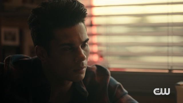 Riverdale 4x18 Sneak Peek: Reggie and Kevin Plot Their Own Tickle Fetish Ring смотреть онлайн