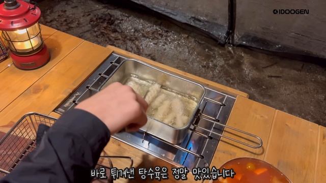 [VLOG] 한산하고 스산한 숲 속 에서 나 혼자 우중차박 / 감성과 스릴 넘나들기 / soloraincamp смотреть онлайн