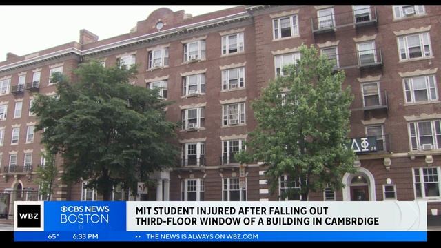 MIT student injured after falling out third-floor window смотреть онлайн
