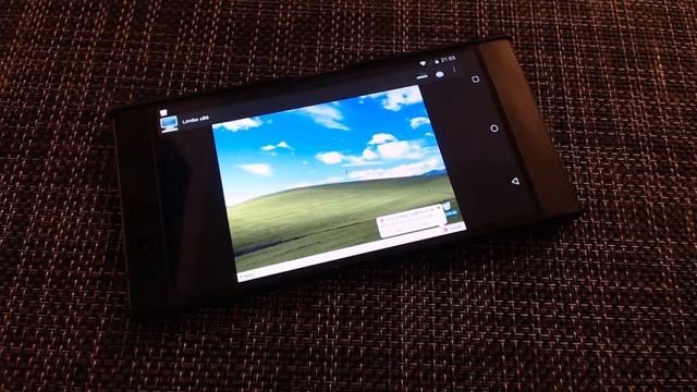 Razer Phone with Windows XP SP3 смотреть онлайн