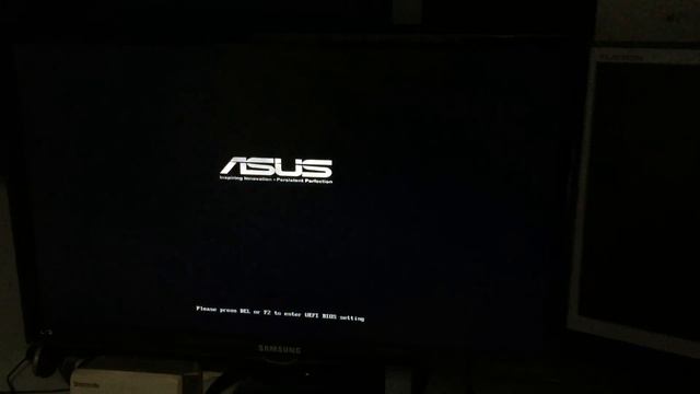 Asus P8Z77-V Deluxe - RAID-0 UEFI Boot смотреть онлайн