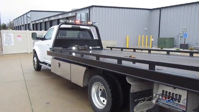 2020 Dodge 5500 SLT 4x4 With Century 19.5ft Steel Bed смотреть онлайн
