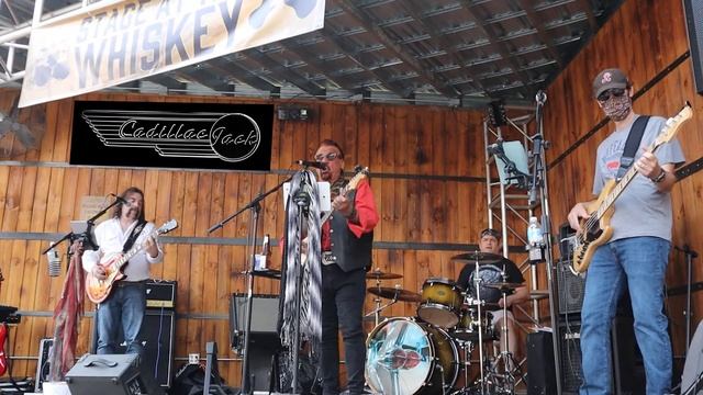 Cadillac Jack: "Snatchin' It Back" смотреть онлайн