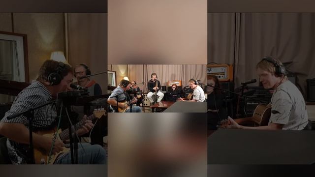 Гости 7 выпуска подкаста Маши Кац #песнядня группа «Ирония Судьбы»! смотреть онлайн