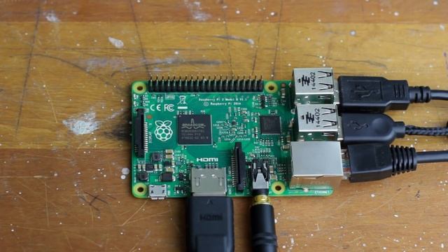Raspberry Pi 2 Model B Overview~ $35 + Windows 10 IoT смотреть онлайн