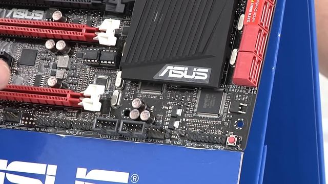 ASUS ROG Maximus VI EXTREME Motherboard Overview смотреть онлайн